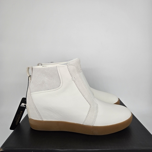 New Sorel Out N About Pull On Wedge Booties Leather Boots Women's Size 7.5 - Picture 3 of 8